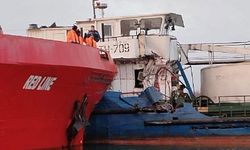 Rusya'da RED LINE adlı kargo gemisi ile tanker çarpıştı