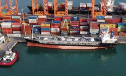 Türk Kızılay’ının Gazze’ye bin 500 tonluk 3’üncü yardım gemisi uğurlandı