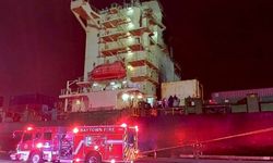 Houston'da Demirli Gemide Çıkan Yangında İki Mürettebat Öldü