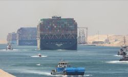 BM: Süveyş Kanalı'ndan geçişler son 2 ayda %42 azaldı