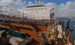 Video: Yunan Askerleri Tankere Çıkıyor, Kaptanı "Kaçırma" Suçuyla Tutukluyor!