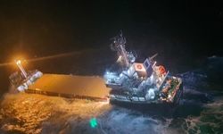 Kore Sahil Güvenliği Batan Kargo Gemisinden 11 Kişiyi Kurtardı