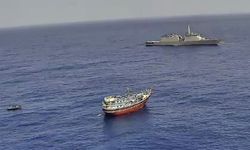 Hint Donanması Kaçırılan Balıkçı Teknesini Korsanlardan Kurtardı