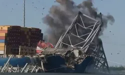 Baltimore Köprüsü'nün Son Bölümü Patlayıcılarla Kaldırıldı (video)