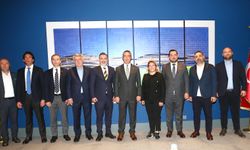 Denizci Fenerbahçeliler Derneği, Başkan Ali Koç'u Ziyaret Etti