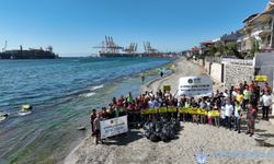Asyaport'tan Dünya Çevre Günü'nde Plaj Temizliği
