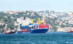 İstanbul Boğazı’nda gemi arıza yaptı, boğaz trafiği askıya alındı