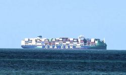 CMA CGM Belem, Güney Afrika açıklarında 99 konteyneri kaybetti!