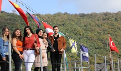 Bartın Üniversitesi öğrencileri ‘TCG Mızrak Hücum Botu’nu gezdi