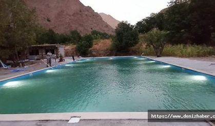 Hakkari'de yarı olimpik yüzme havuzu açıldı!