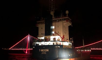 T-MOON isimli gemi İstanbul Boğazında arıza yaptı