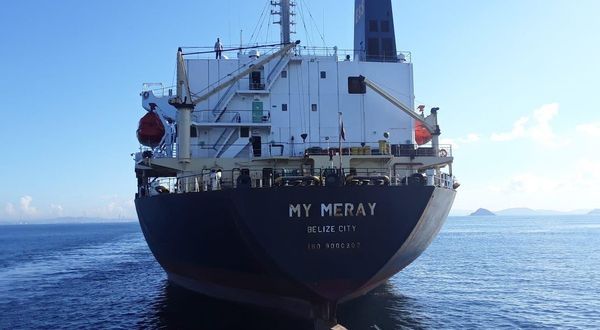 MY Meray Marmara Denizinde arızalandı: römorkörler müdahale ediyor