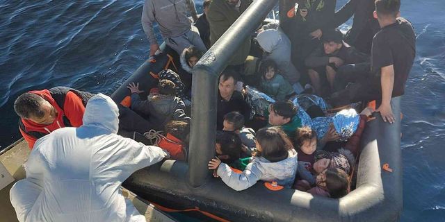 Ege denizinde göçmen hareketliliği: 130 göçmen kurtarıldı