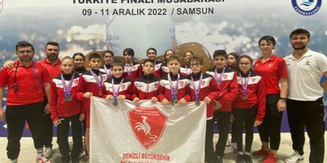 Türkiye Yüzme Şampiyonası’nda Denizli'ye 35 madalya