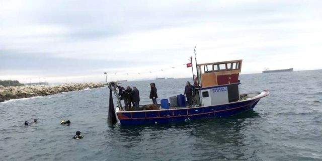 Hayalet ağlar denizlerden çıkarılıyor