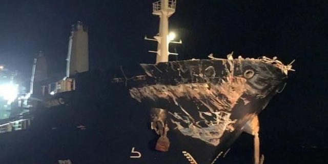 İstanbul Boğazı’nda İki Geminin Çarpıştığı Kaza Anbean Cep Telefonu Kamerasında