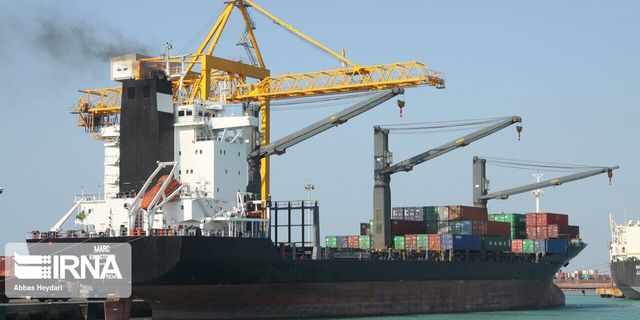 İran ihracat gemisi Venezuela’ya doğru yola çıktı