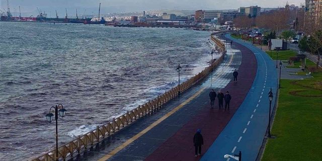Meteoroloji uyarmıştı: Marmara’da şiddetli fırtına
