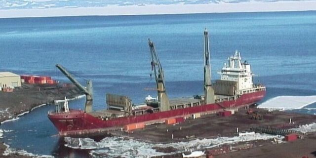 ABD Kargo Gemileri Antarktika'ya Yıllık İkmal Misyonuna Hazırlanıyor