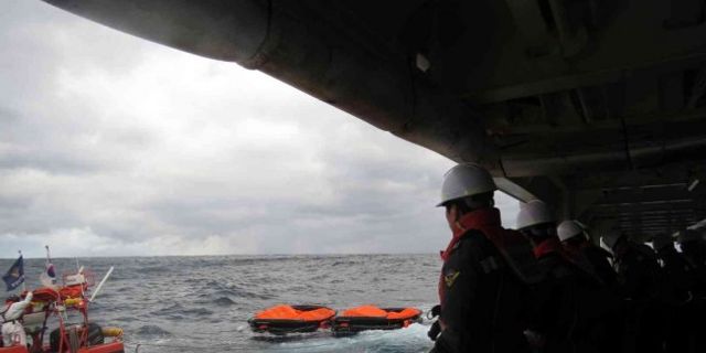 Japonya açıklarında batan kargo gemisinde 2 can kaybı