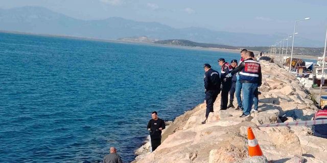 Balık tutarken denize düşen şahıs hayatını kaybetti