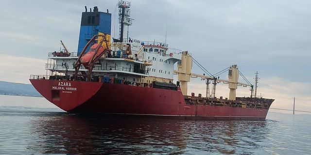 AZARA isimli gemide rahatsızlanan personele tıbbi tahliye