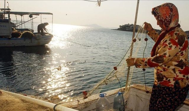 Kadın balıkçı gemisi sahiplerine bu yıl 4,1 milyon lira destek verildi