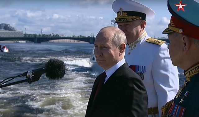 Putin: 2023 yılında Rus donanmasına 30 yeni gemi katılacak