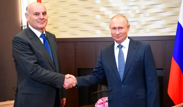 Rusya, Abhazya'da deniz üssü kurmak için anlaşma imzaladı