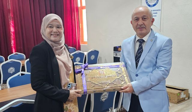 Malezya Milli Eğitim Bakanı  İTÜ MTAL'yi Ziyaret Etti