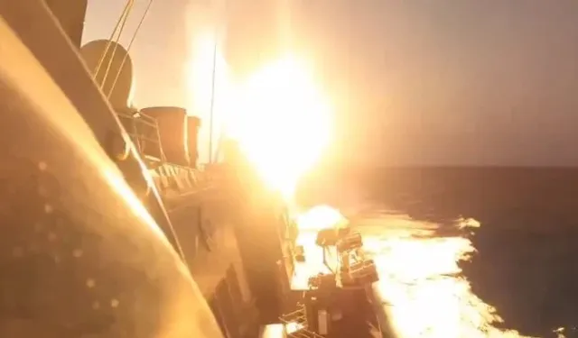 ABD Donanması Aden Körfezi Üzerinde İran'a ait İHA'ları Düşürdü