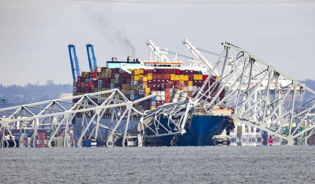 ABD’de köprüye çarpan gemi 2016’da Belçika’da da kazaya karışmış