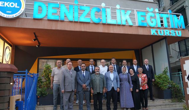 Denizcilik Genel Müdürü Ünal Baylan ve Heyeti Ekol Denizcilik'i ziyaret etti