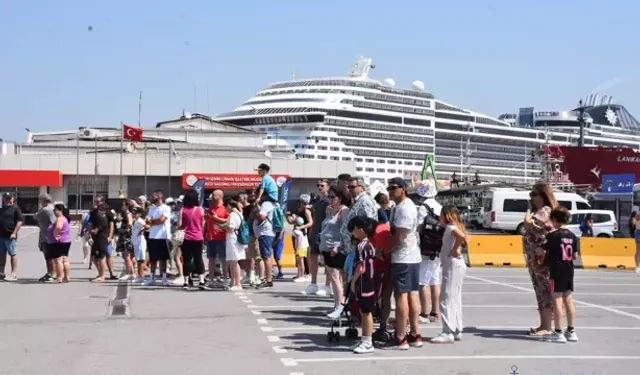 Alsancak Limanı, 11 ayda 157 bin yolcu ağırladı