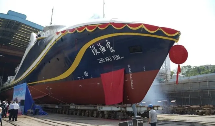 Dünyanın ilk insansız araştırma gemisi Çin'de hizmete alındı
