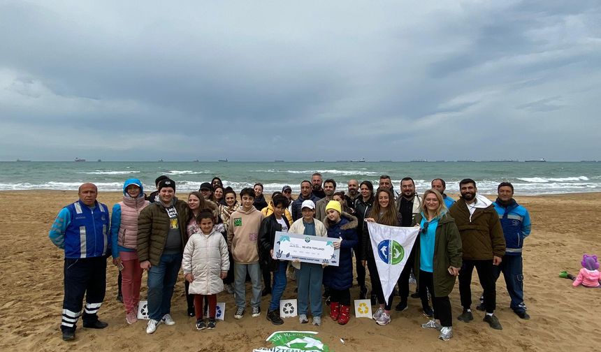 Esenyel Partners, TURMEPA işbirliği ile  Kilyos'ta sahili temizlendi