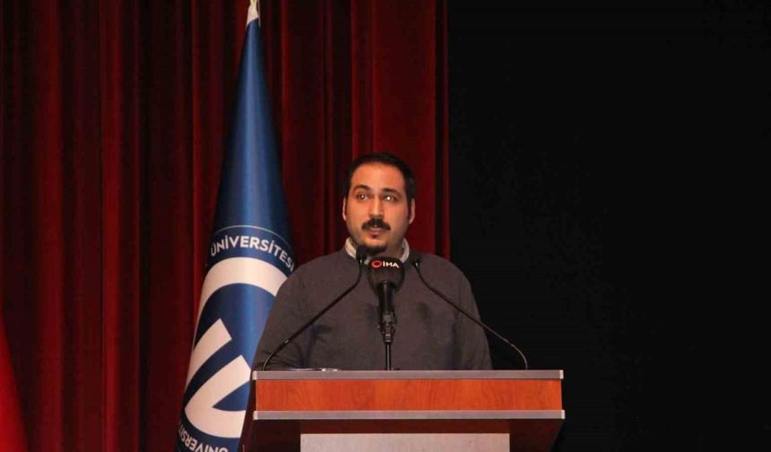 Dr. Özgenç Akın: “Herhangi bir devletin savaş gemisi deprem oluşturamaz"