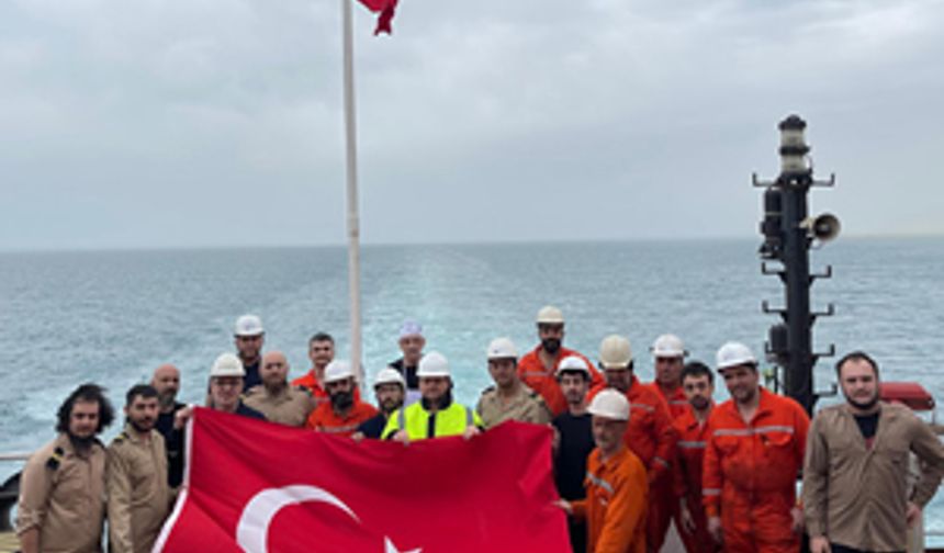 GULNAK isimli dökme yük gemisine Türk bayrağı çekildi