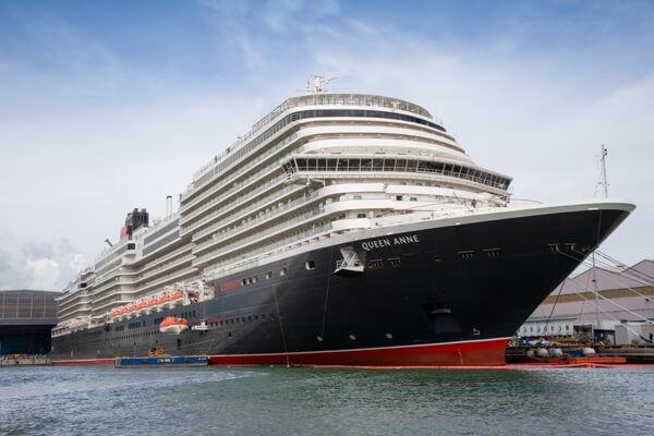 Queen Anne, İtalya'da (Fincantieri) Inşa Edilen Üçüncü Cunard Yolcu Gemisi